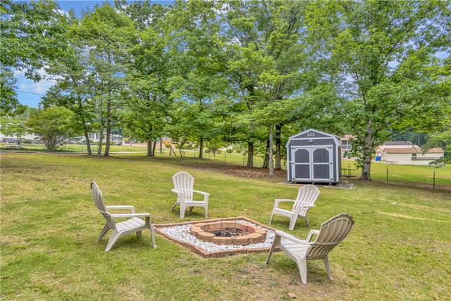 416 W Belvue Road, Greenville, SC 29609