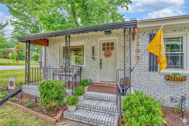 416 W Belvue Road, Greenville, SC 29609