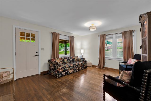 416 W Belvue Road, Greenville, SC 29609