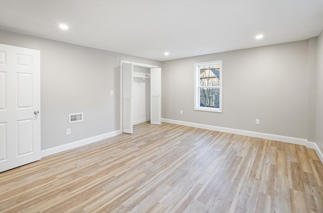 98 Southville B, Southborough, MA 01772