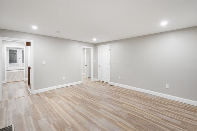 98 Southville B, Southborough, MA 01772