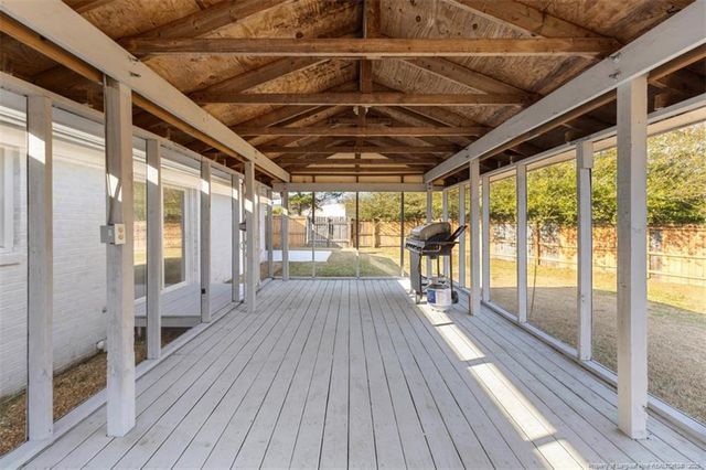 410 Woodberry Circle, Raeford, NC 28376