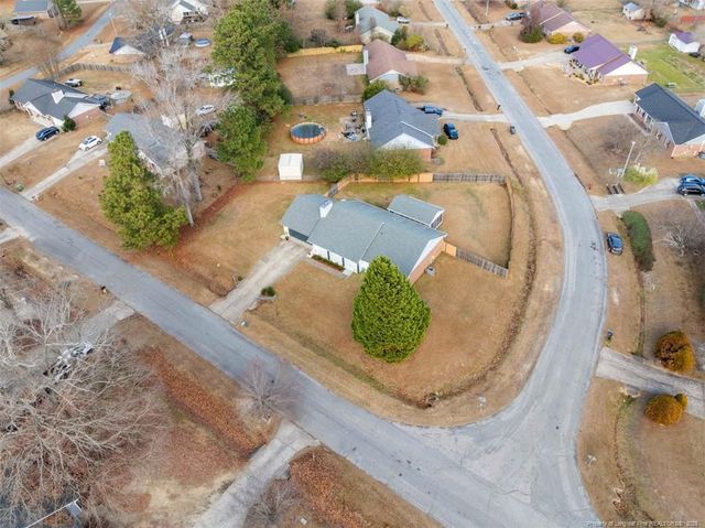 410 Woodberry Circle, Raeford, NC 28376