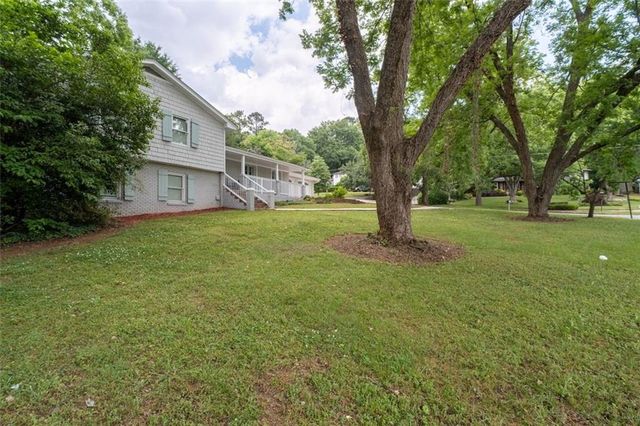 2842 Briarcliff Road NE, Atlanta, GA 30329