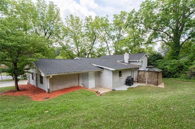2842 Briarcliff Road NE, Atlanta, GA 30329