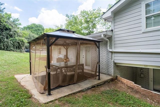 2842 Briarcliff Road NE, Atlanta, GA 30329