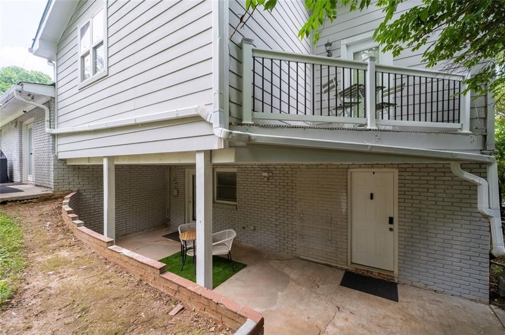Image 32 of property listing at 2842 Briarcliff Road NE, Atlanta, GA 30329