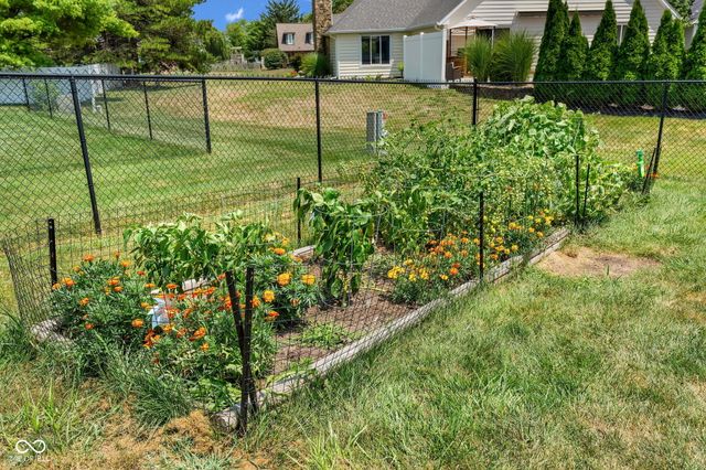 12225 Sunrise Drive, Indianapolis, IN 46229