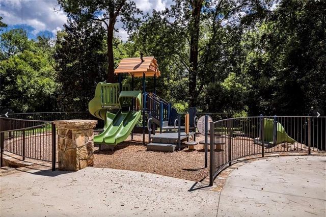 2272 Armand Road NE, Atlanta, GA 30324