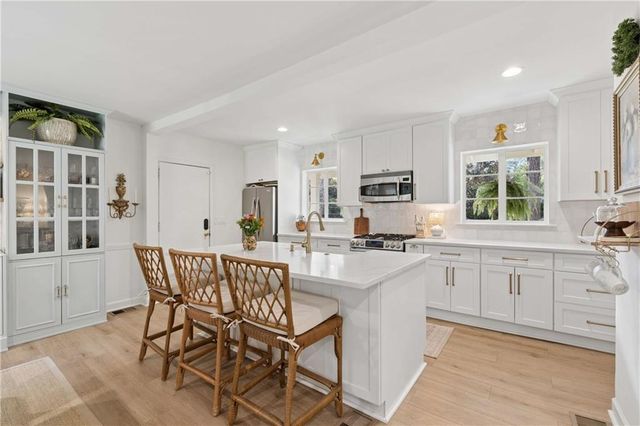 2272 Armand Road NE, Atlanta, GA 30324