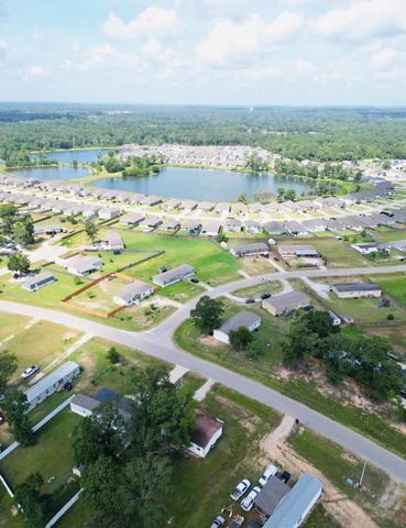511 Ashlawn Drive, Conroe, TX 77303