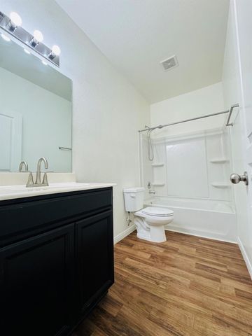 12318 Skyview Rise Court Court, Houston, TX 77047