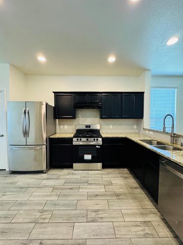 12318 Skyview Rise Court Court, Houston, TX 77047