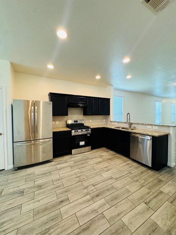 12318 Skyview Rise Court Court, Houston, TX 77047