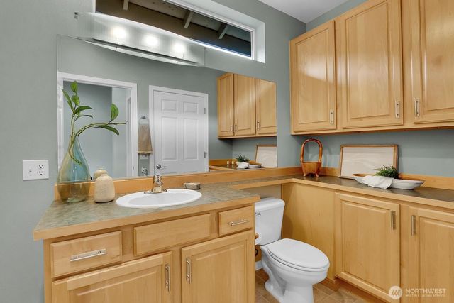 23042 NE 128th Place, Redmond, WA 98053