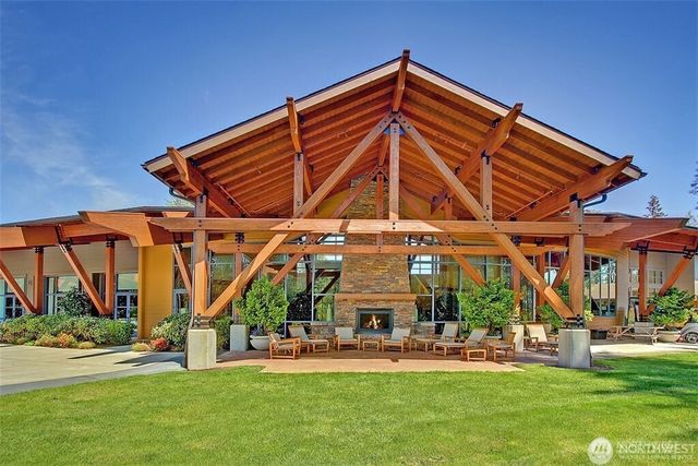 23042 NE 128th Place, Redmond, WA 98053