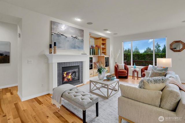 23042 NE 128th Place, Redmond, WA 98053