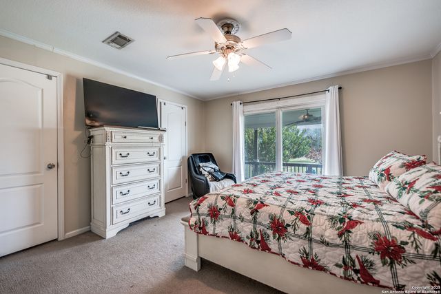 9233 Nelson Rd., San Antonio, TX 78252