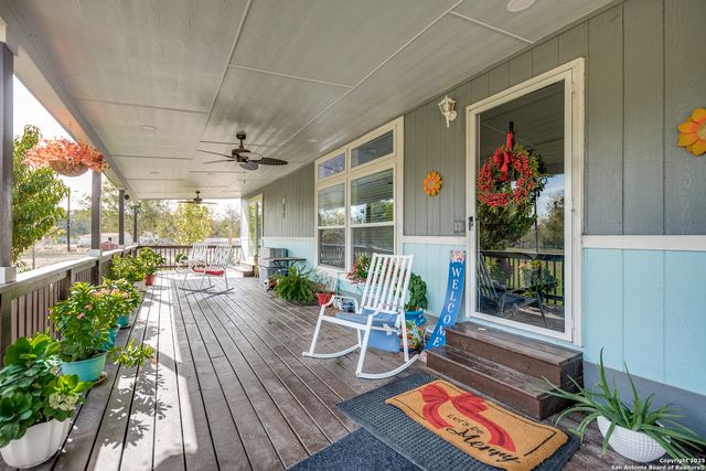 9233 Nelson Rd., San Antonio, TX 78252