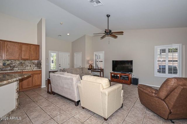 9206 W LONE CACTUS Drive, Peoria, AZ 85382