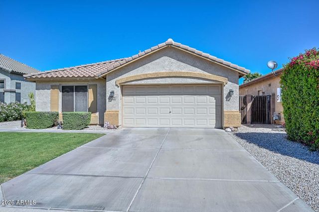 9206 W LONE CACTUS Drive, Peoria, AZ 85382