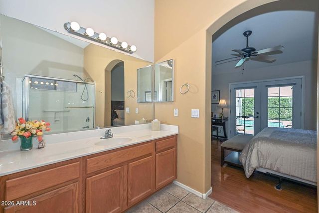 9206 W LONE CACTUS Drive, Peoria, AZ 85382