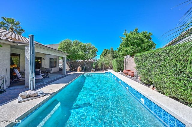 9206 W LONE CACTUS Drive, Peoria, AZ 85382