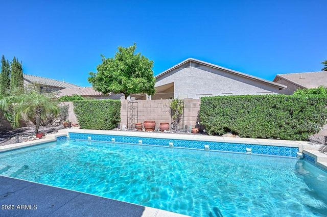 9206 W LONE CACTUS Drive, Peoria, AZ 85382