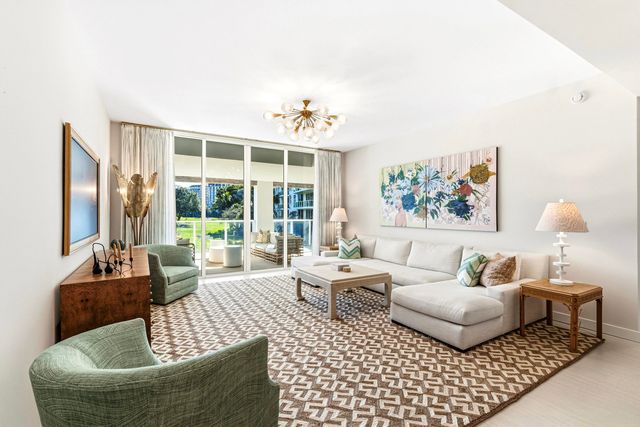 220 SE Mizner Boulevard SE 220, Boca Raton, FL 33432