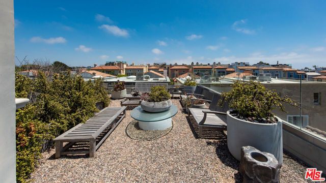 138 Voyage Mall, Marina Del Rey, CA 90292