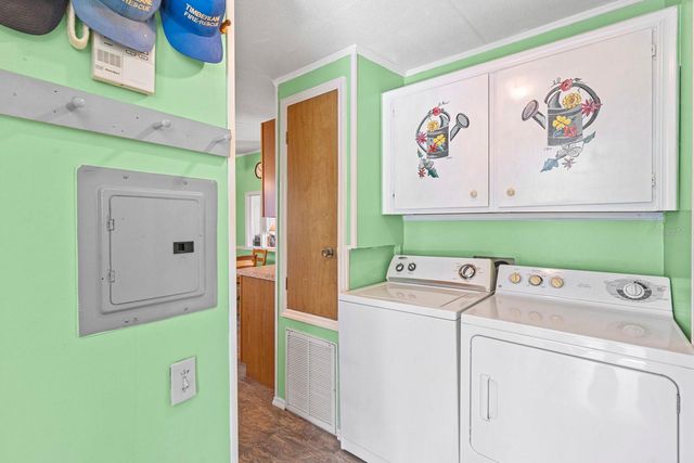 2910 FAST TROT TRAIL, Lake Wales, FL 33898