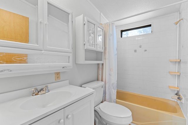 2910 FAST TROT TRAIL, Lake Wales, FL 33898