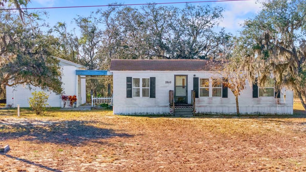 2910 FAST TROT TRAIL, Lake Wales, FL 33898