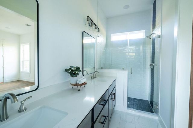 238 Chappell Grove Lane, Chappell Hill, TX 77426