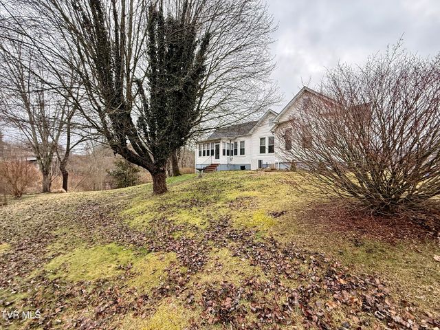 720 East Front Street, Coeburn, VA 24230