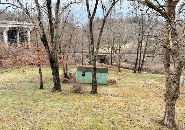 720 East Front Street, Coeburn, VA 24230