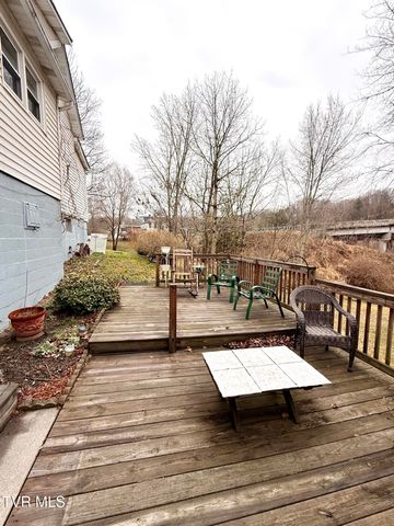 720 East Front Street, Coeburn, VA 24230