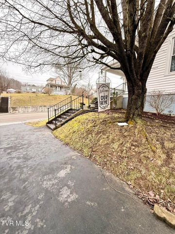 720 East Front Street, Coeburn, VA 24230