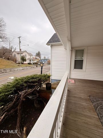 720 East Front Street, Coeburn, VA 24230