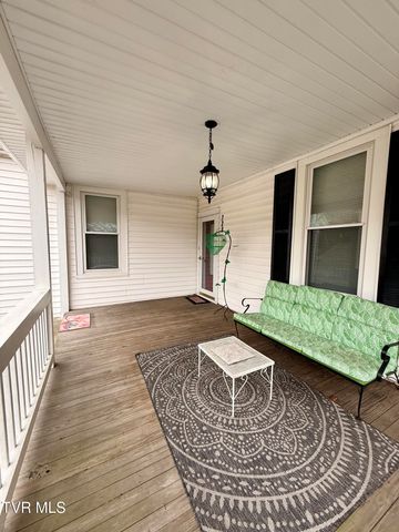 720 East Front Street, Coeburn, VA 24230