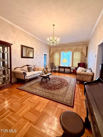 720 East Front Street, Coeburn, VA 24230