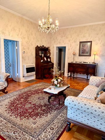 720 East Front Street, Coeburn, VA 24230