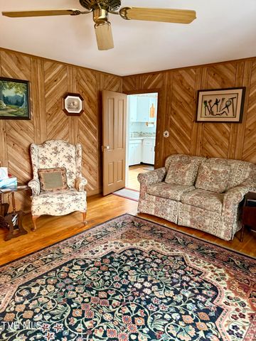 720 East Front Street, Coeburn, VA 24230