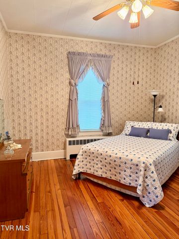 720 East Front Street, Coeburn, VA 24230