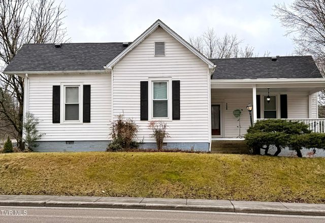 720 East Front Street, Coeburn, VA 24230