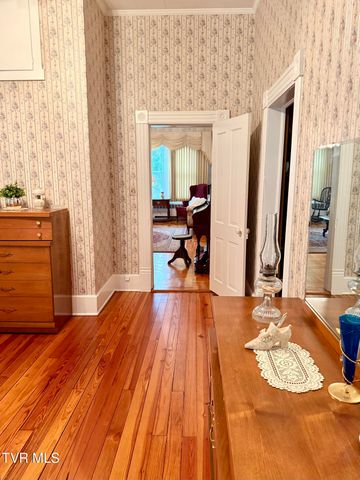 720 East Front Street, Coeburn, VA 24230