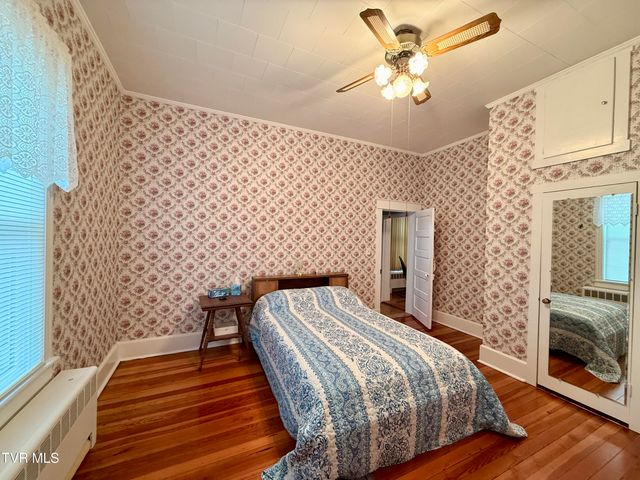 720 East Front Street, Coeburn, VA 24230