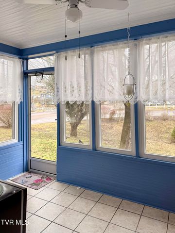 720 East Front Street, Coeburn, VA 24230