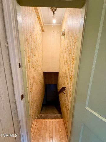 720 East Front Street, Coeburn, VA 24230