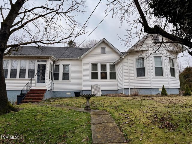 720 East Front Street, Coeburn, VA 24230